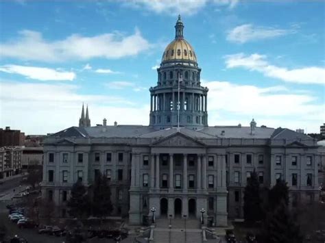 Busload of migrants is dropped off at state Capitol in Denver